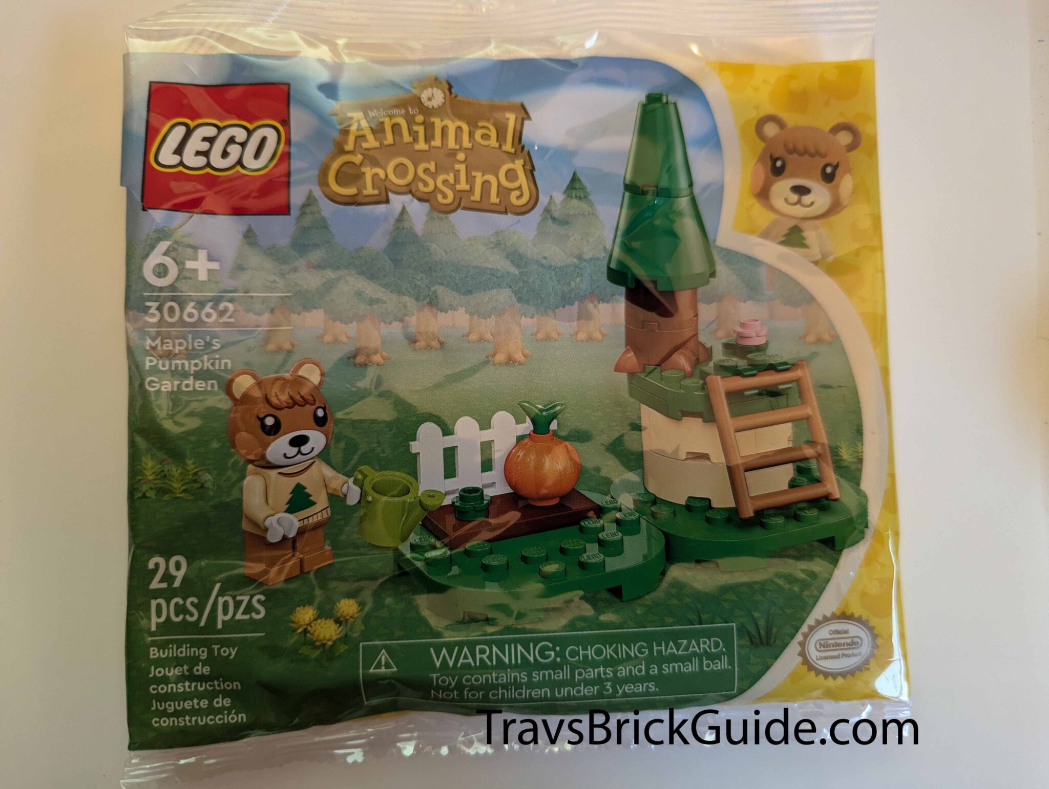 Cover image for LEGO Maple's Pumpkin Garden Polybag Set